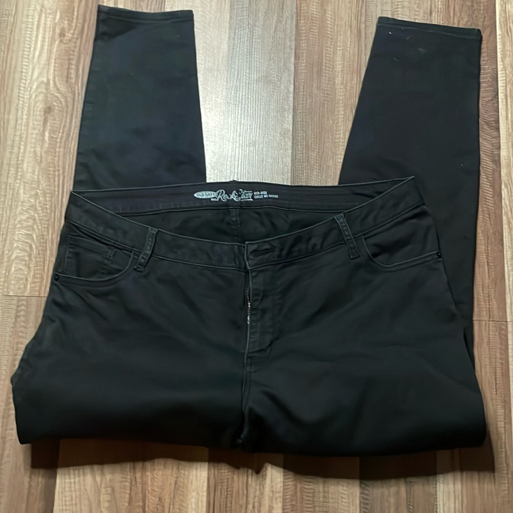 Old Navy Rockstar mid rise